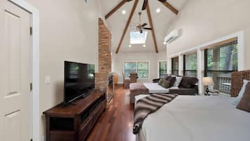 1 soverom, strykejern/-brett, wi-fi (inkludert) og sengetøy