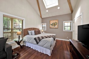 1 dormitorio, tabla de planchar con plancha, wifi gratis y ropa de cama