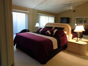 3 bedrooms, desk, iron/ironing board, free WiFi