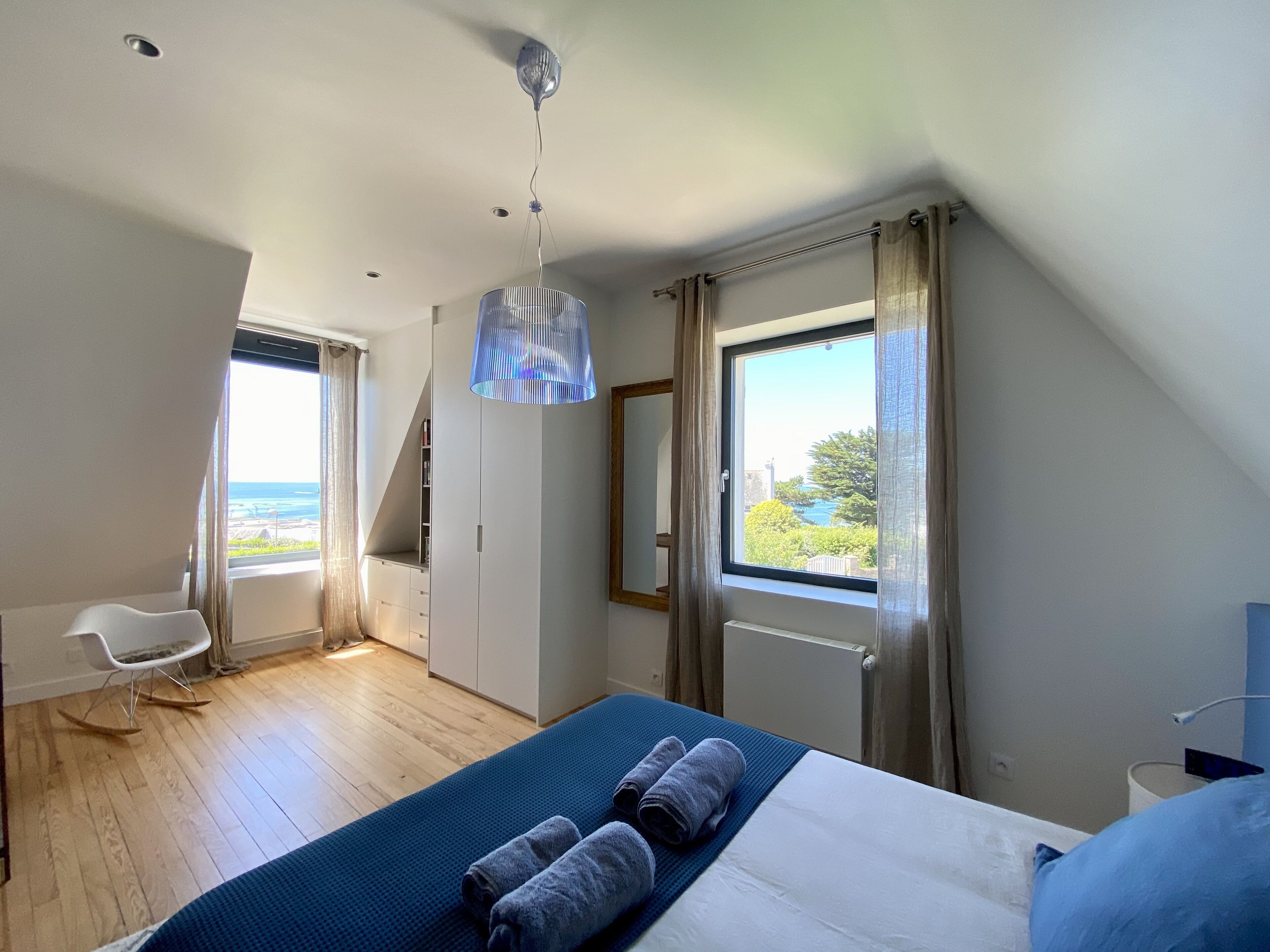 6 chambres, Wi-Fi gratuit, draps fournis