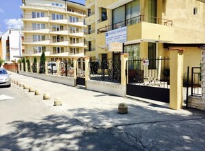 Apartment | Exterior