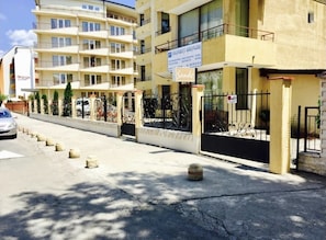 Apartment | Exterior
