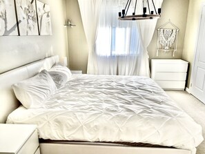 4 bedrooms, WiFi, bed sheets
