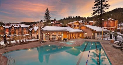 LUXURY Northstar Village Lodge 2BR/2BA, ski-in/out