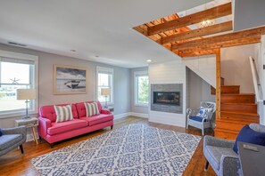 Téléviseur connecté, foyer, sélection de musique