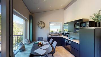 Kühlschrank, Herdplatte, Geschirrspüler