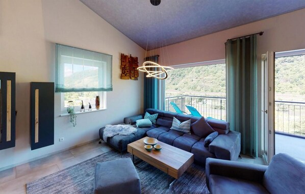 Smart TV, fireplace - Luxurious apartment in Burgen (Burgen)