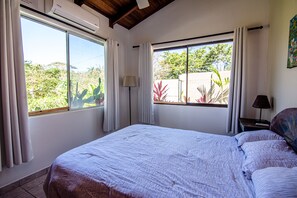 4 bedrooms, in-room safe, desk, iron/ironing board