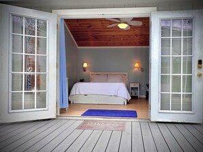 1 bedroom, in-room safe, desk, iron/ironing board