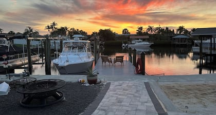 Adorable Waterfront guest house
