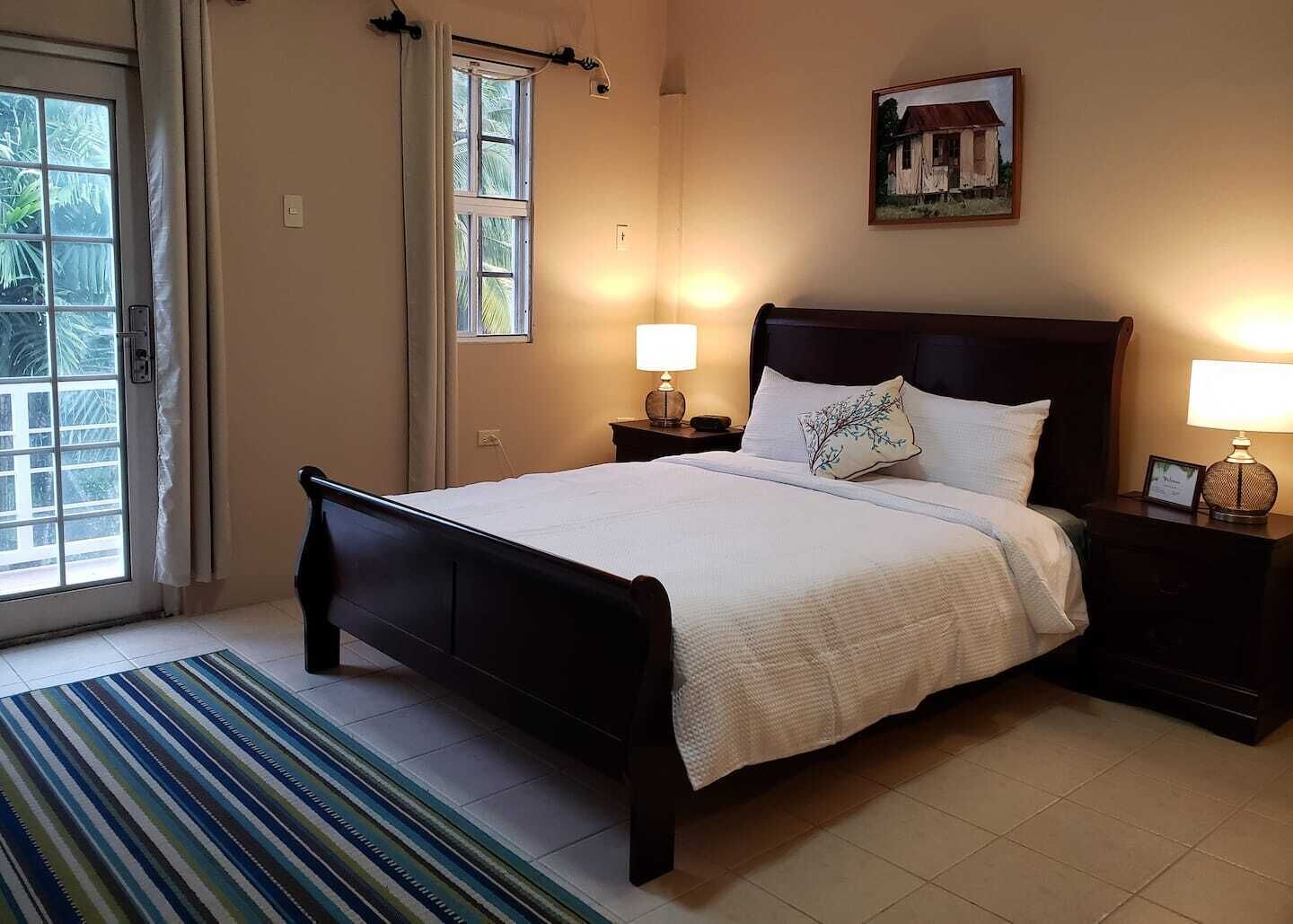 3 Schlafzimmer, Schreibtisch, Bügeleisen/Bügelbrett, kostenloses WLAN