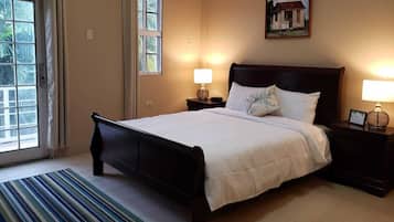 3 Schlafzimmer, Schreibtisch, BĂŒgeleisen/BĂŒgelbrett, kostenloses WLAN