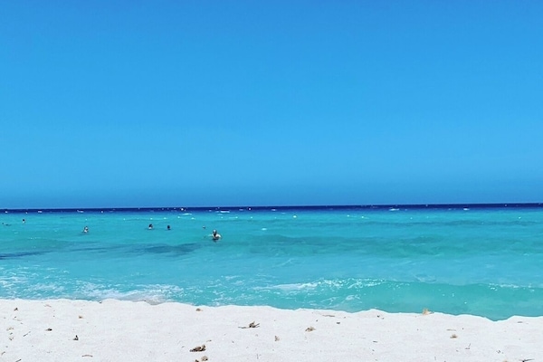 Am Strand, Liegestühle