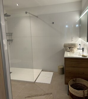 Dusche, Haartrockner