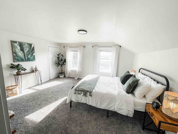 2 bedrooms, free WiFi, bed sheets