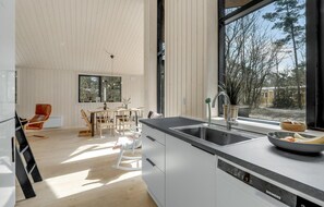 Fridge, dishwasher, coffee/tea maker