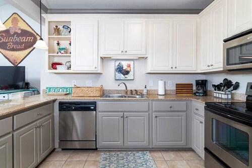 Stadium View 3 Bed 2 Bath Condo