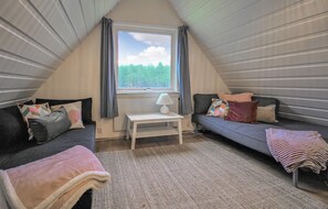 TV - Lovely home in Skånes Fagerhult (Skånes Fagerhult)