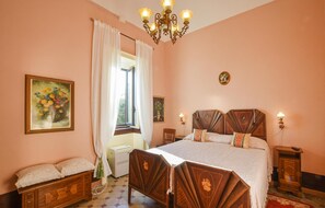 6 chambres, lit parapluie, Wi-Fi gratuit, draps fournis
