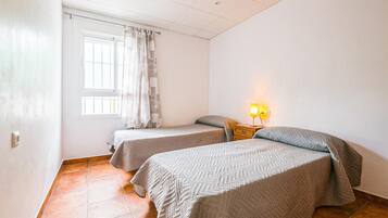 3 chambres, Wi-Fi gratuit, draps fournis