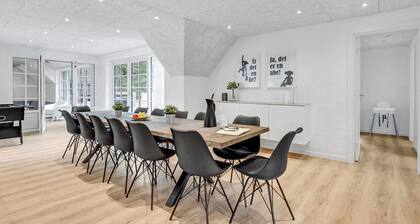 Cozy home in Ulfborg with sauna