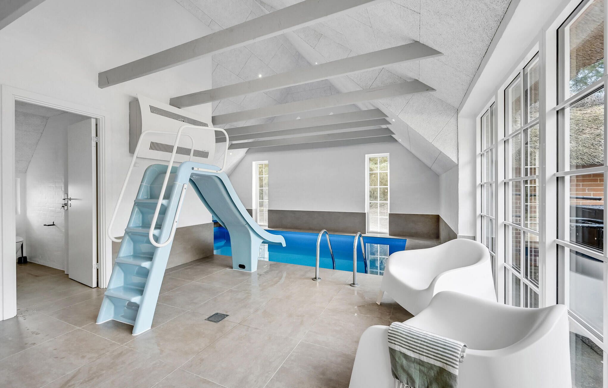 Piscine couverte