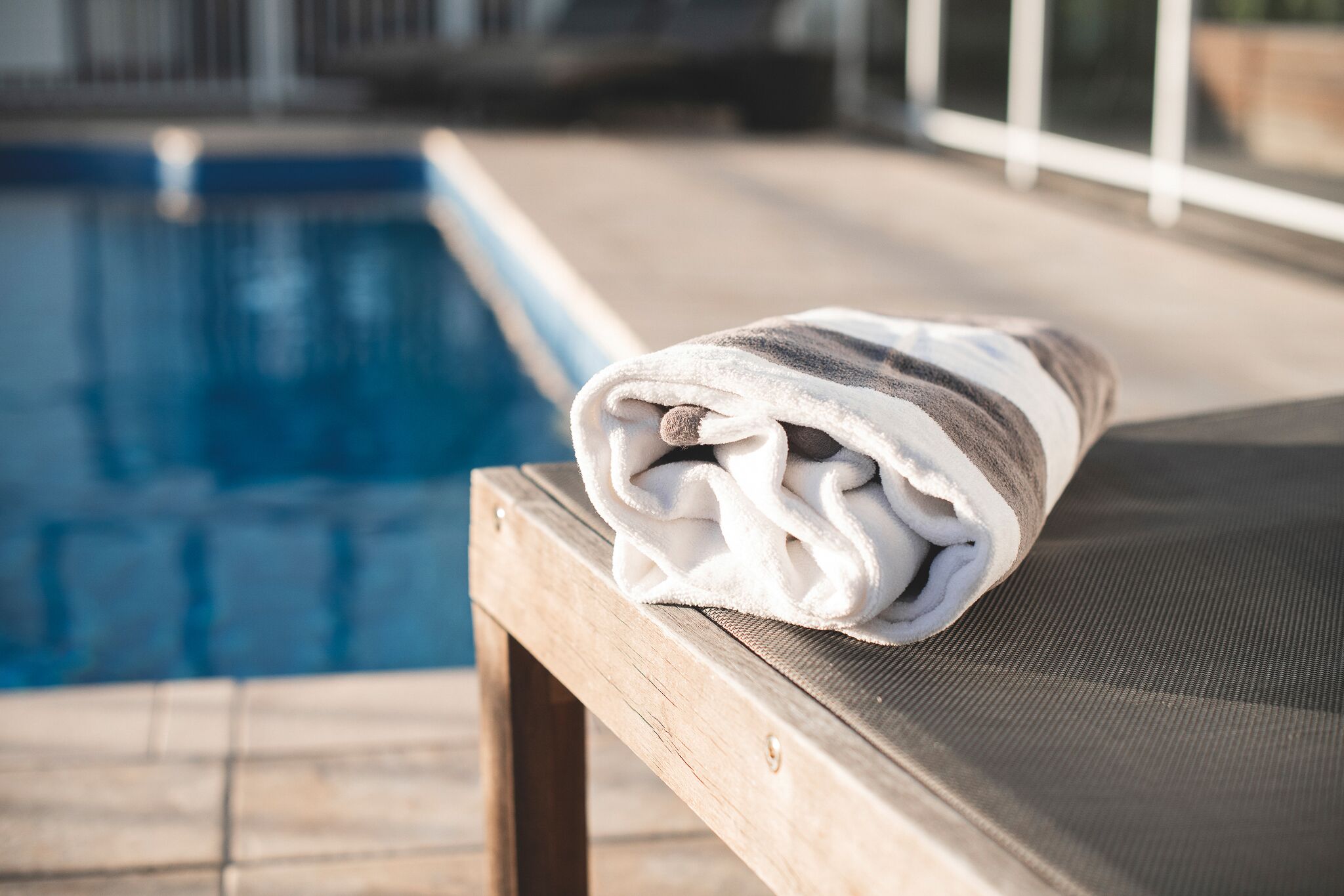 Seasonal outdoor pool, pool umbrellas, sun loungers