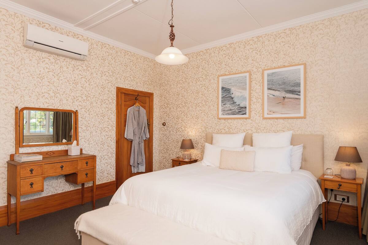 بديكورات فريدة لكل غرفة ومساحة عمل للكمبيوتر المحمول ومكواة/لوح كي