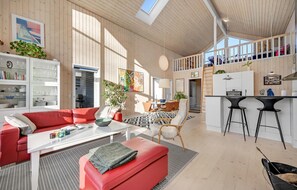 Fernseher, Kamin, Tischfußball