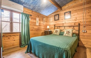 3 Schlafzimmer, Reisekinderbett, kostenloses WLAN, Bettwäsche