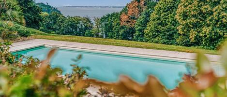 室外泳池、暖水池