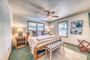 3 chambres, fer et planche à repasser, Wi-Fi gratuit, draps fournis