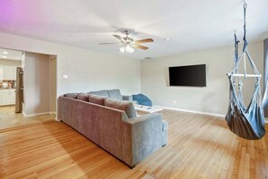 Smart TV, offices