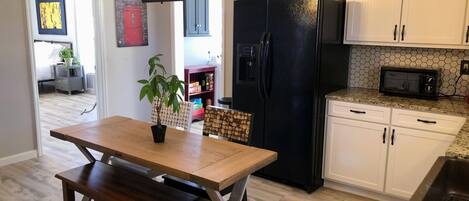 تناول الطعام