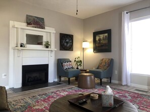 TV connectée, cheminée