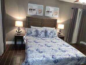 4 bedrooms, desk, iron/ironing board, free WiFi - D's Florida Vacation Home (Pensacola)