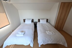 Maison | 3 chambres, fer et planche à repasser, lits bébé (en supplément)
