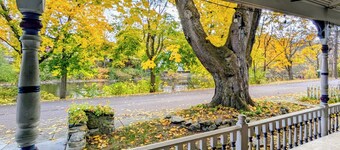 The Riverside - Stay on the River - 15 minutes to Deep Creek and Wisp!