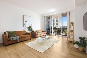 TV, Netflix, streaming services