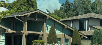 Beautiful home centrally located for business and vacation