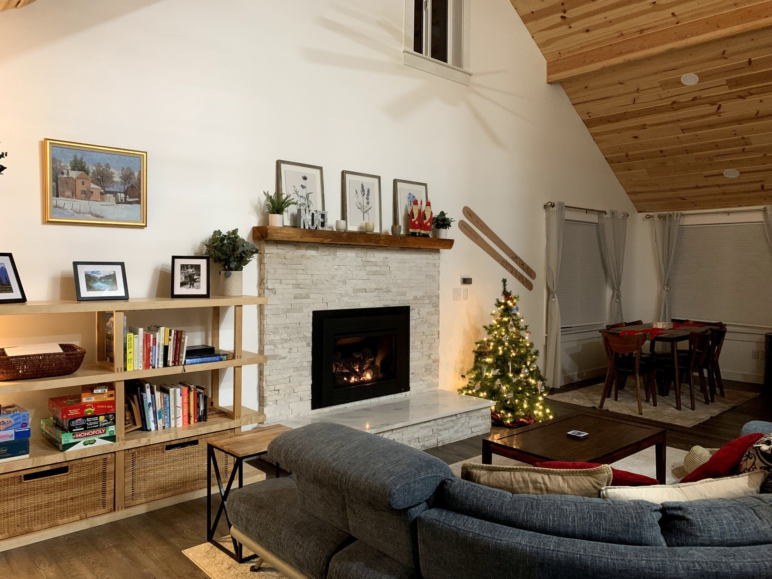 4BR Mountain Getaway:  Ideal for Skiing, Hiking, & Relaxing