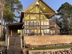 Exterior - Lake House with pool + hot tub on Golf Course with boat dock (Malakoff)