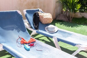 Property grounds - Villa Popi on the beach of Agios Gordios (Agios Gordios)