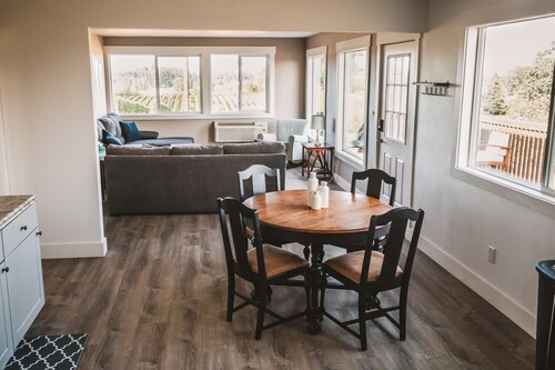 Beautiful 2 bedroom home with amazing views