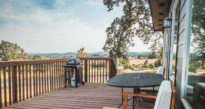 Beautiful 2 bedroom home with amazing views