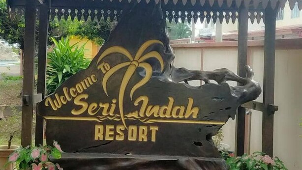 A welcome sign for Seri Indah Resort with a unique design. - Seri Indah Resort SDN BHD (Kuala Terengganu)