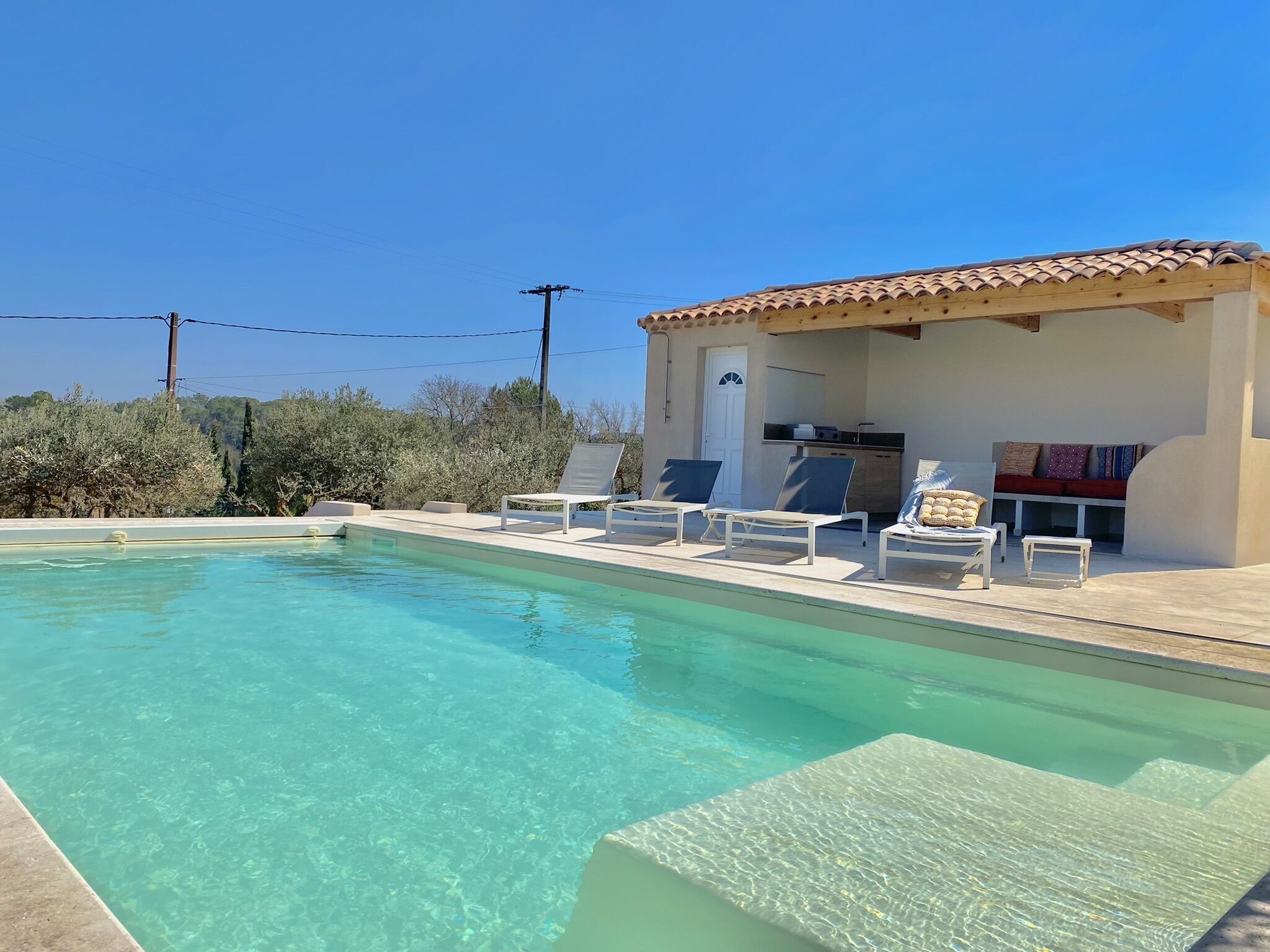 Piscine extérieure, piscine chauffée