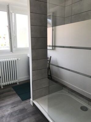 Dusche, Haartrockner