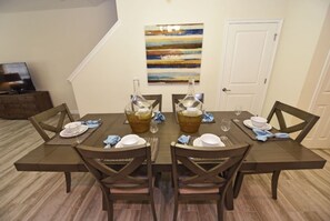 Dining room - Champions Gate-1610mmvdilthp By Florida Star Vacations (Davenport)