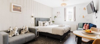 ไพร์ม สวีทส์ ไลธัม